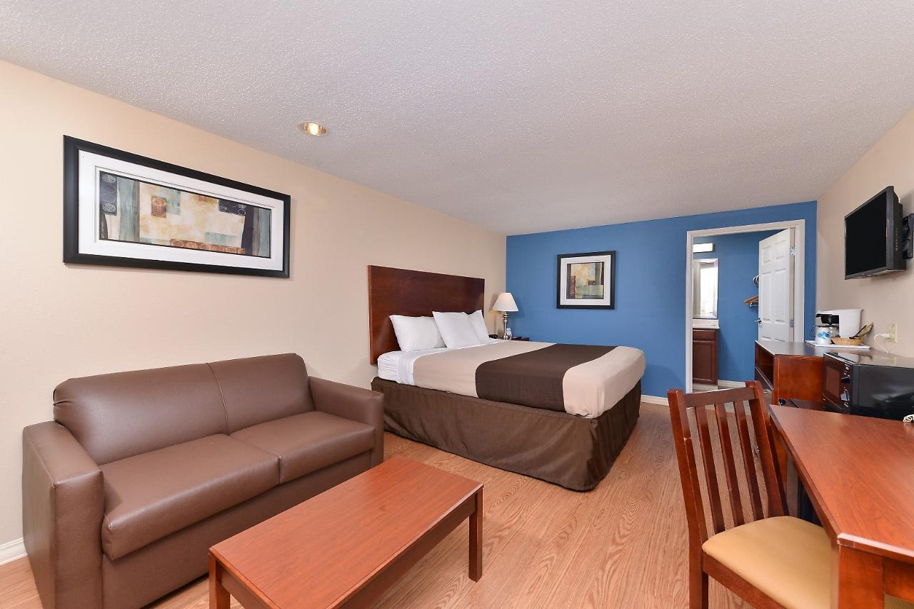 Americas Best Value Inn & Suites St Clairsville Wheeling St. Clairsville Eksteriør bilde