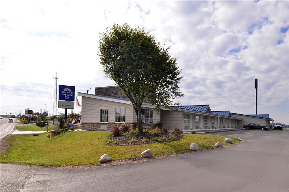 Americas Best Value Inn & Suites St Clairsville Wheeling St. Clairsville Eksteriør bilde