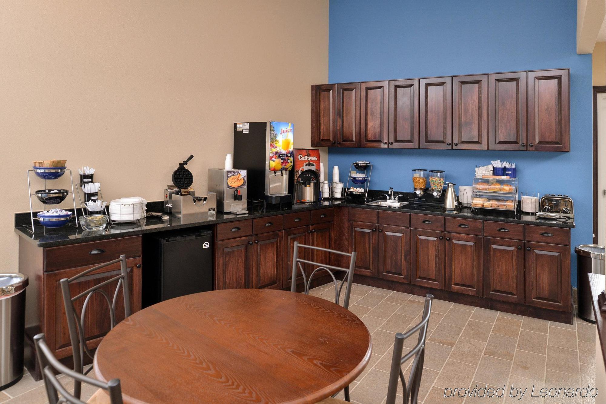 Americas Best Value Inn & Suites St Clairsville Wheeling St. Clairsville Eksteriør bilde