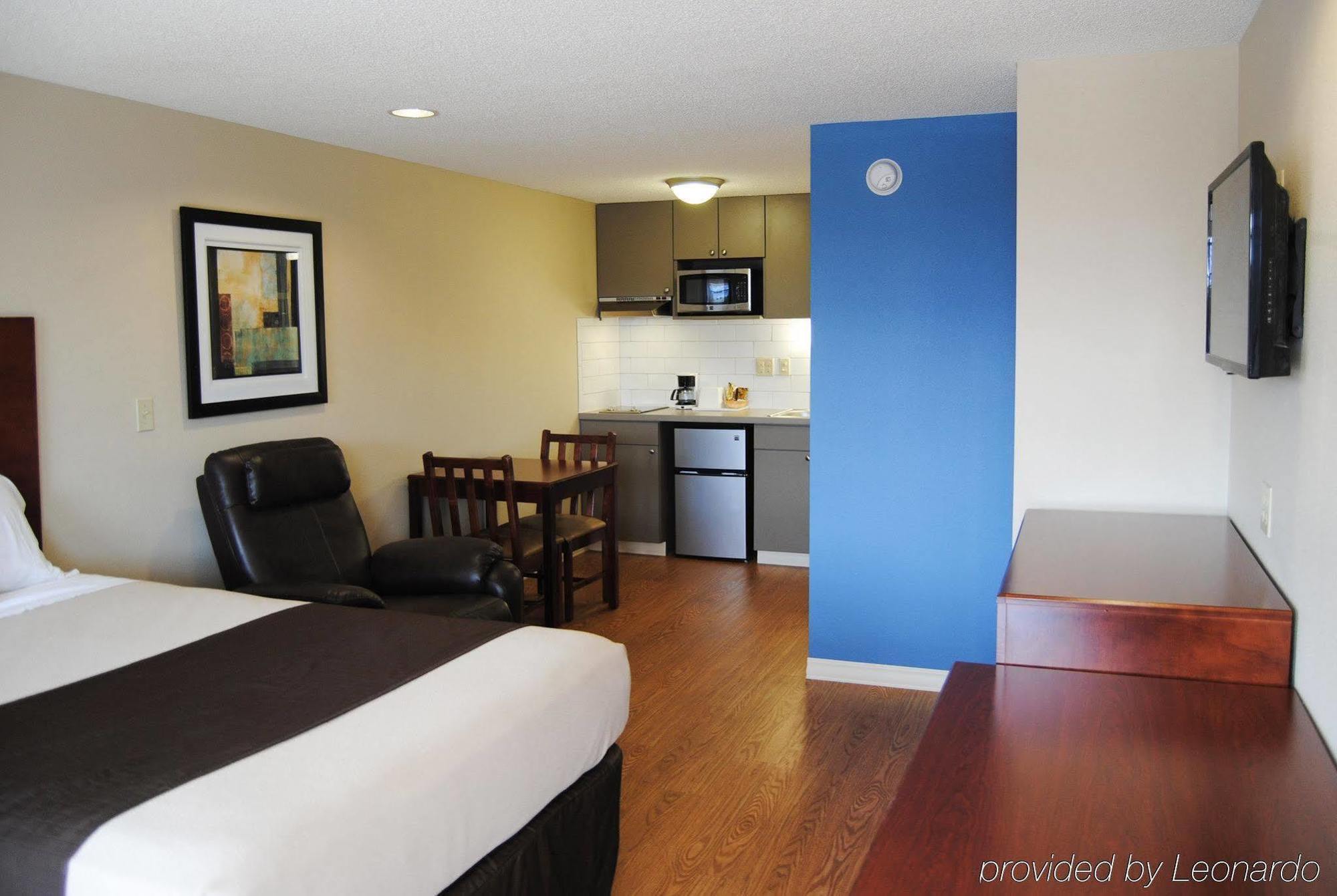 Americas Best Value Inn & Suites St Clairsville Wheeling St. Clairsville Eksteriør bilde